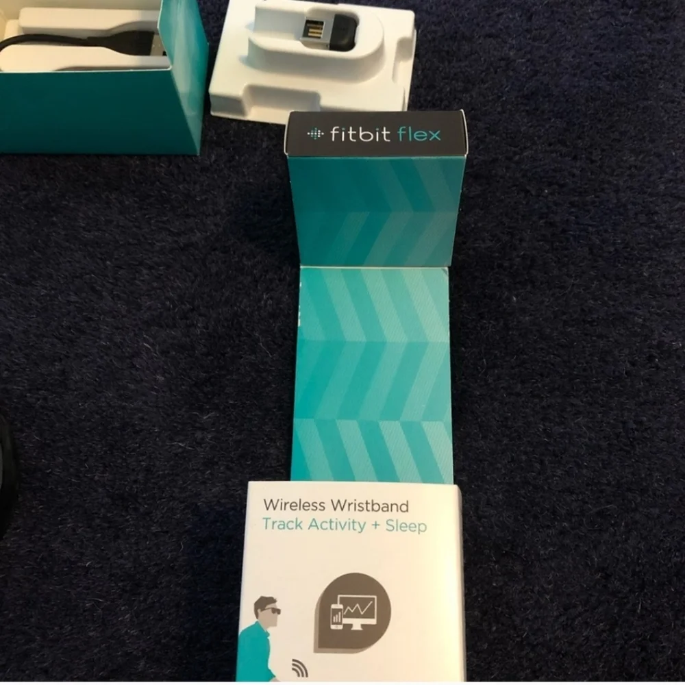 Fitbit Flex Wireless Wristband - Orange and Teal